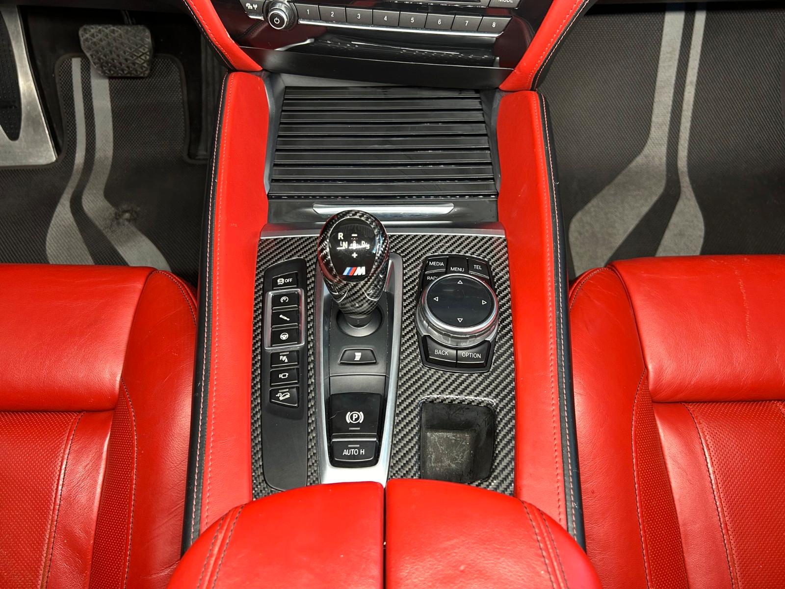 BMW X6 M/Bang&Olufsen/Softclose/Carbon/HUD/TÜV/575PS