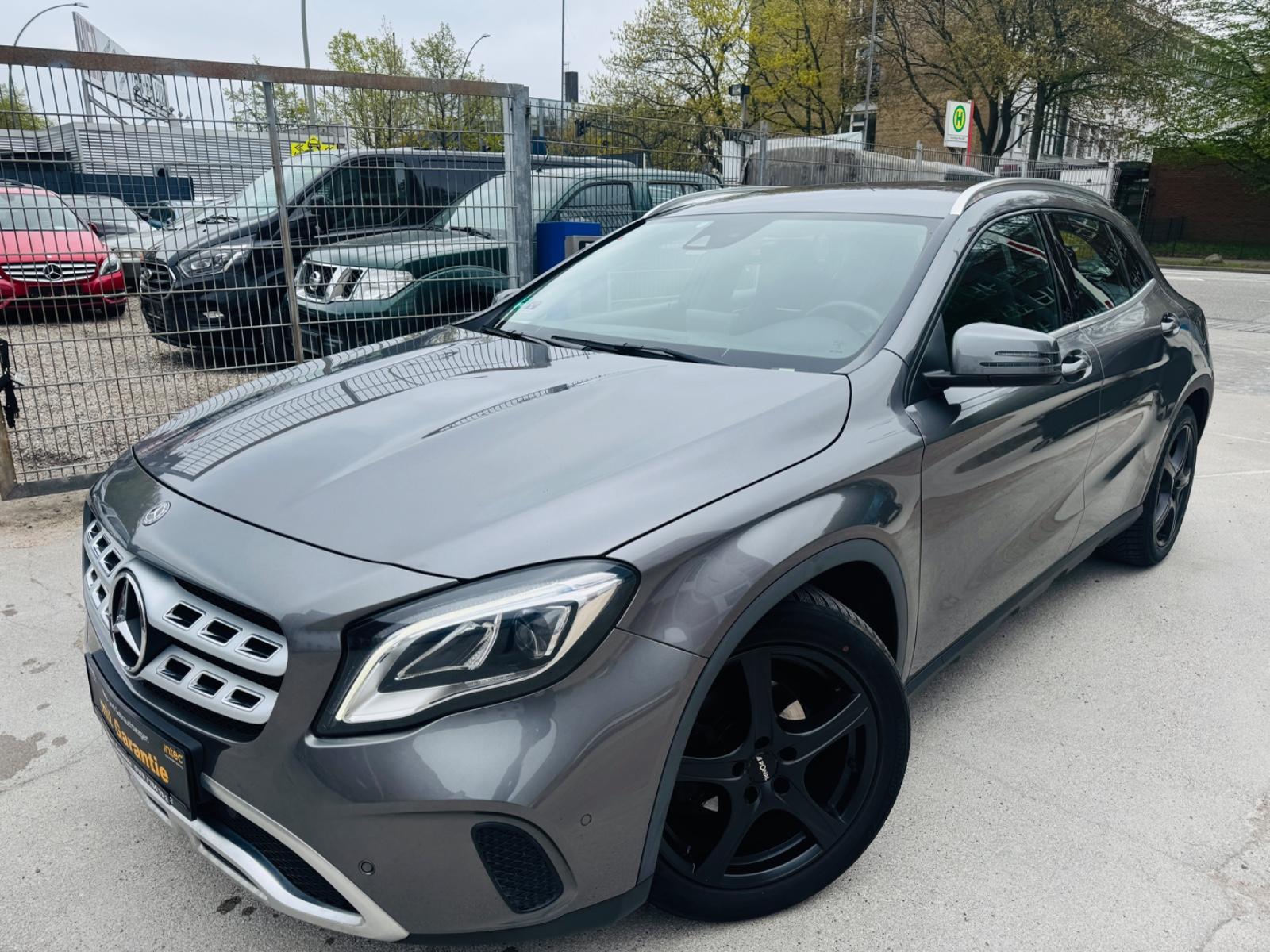 Mercedes-Benz GLA 180*NAVI*LED*PDC*Urban*SHZ*Schaltwippen*