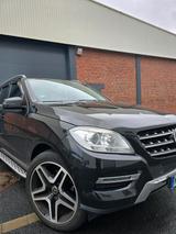 Mercedes-Benz Mercedes ML250  4matic W166 - Mercedes-Benz ML 250 von privat