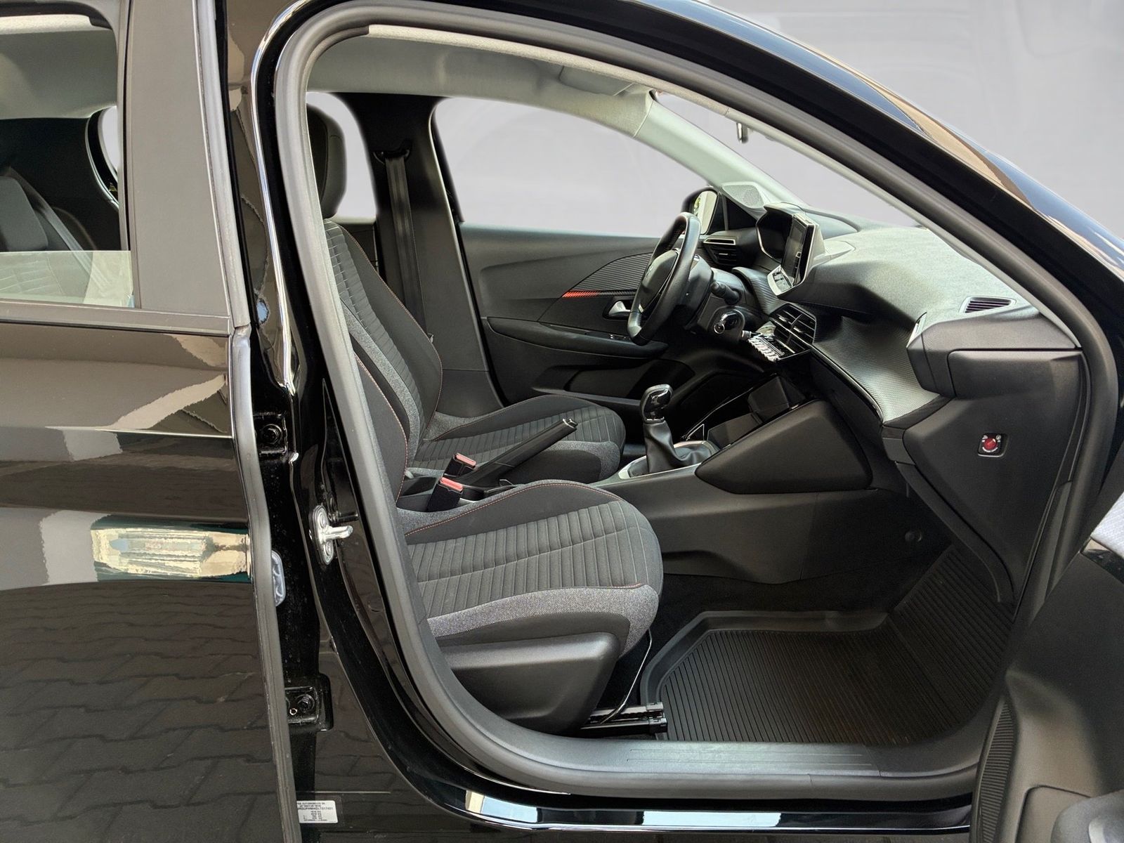 Fahrzeugabbildung Peugeot 208 1.2 PureTech 75 Active LED,SHZ,Keyless,SpurH