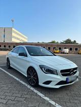 Mercedes-Benz CLA 200  Baujahr 2013  mit... - Mercedes-Benz CLA 200 Gebrauchtwagen in Köln
