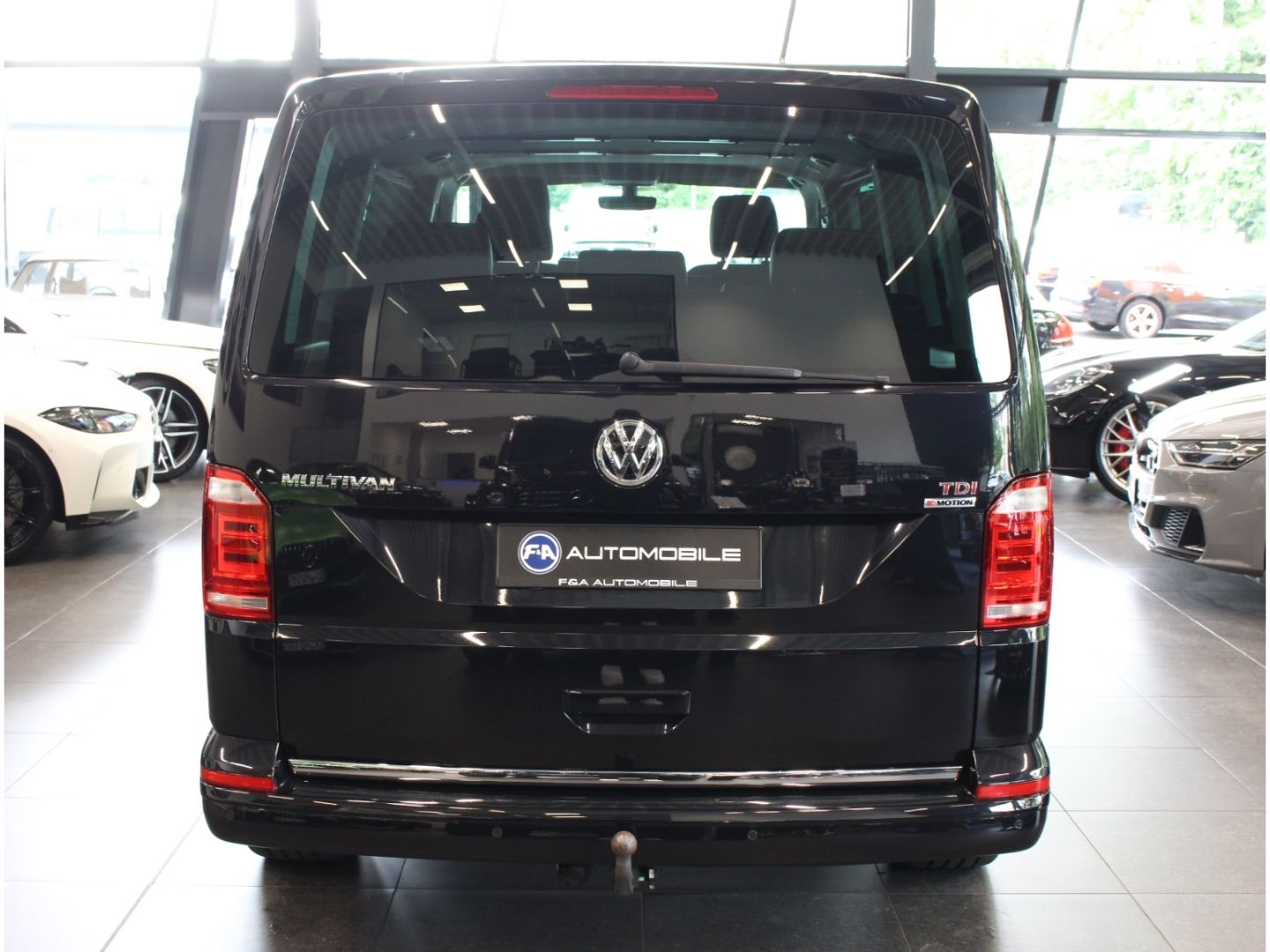 Fahrzeugabbildung Volkswagen T6 Multivan Gen. Six 4Motion 2.0 TDI*1. Hand*ACC