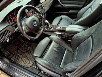 BMW 330 - 11