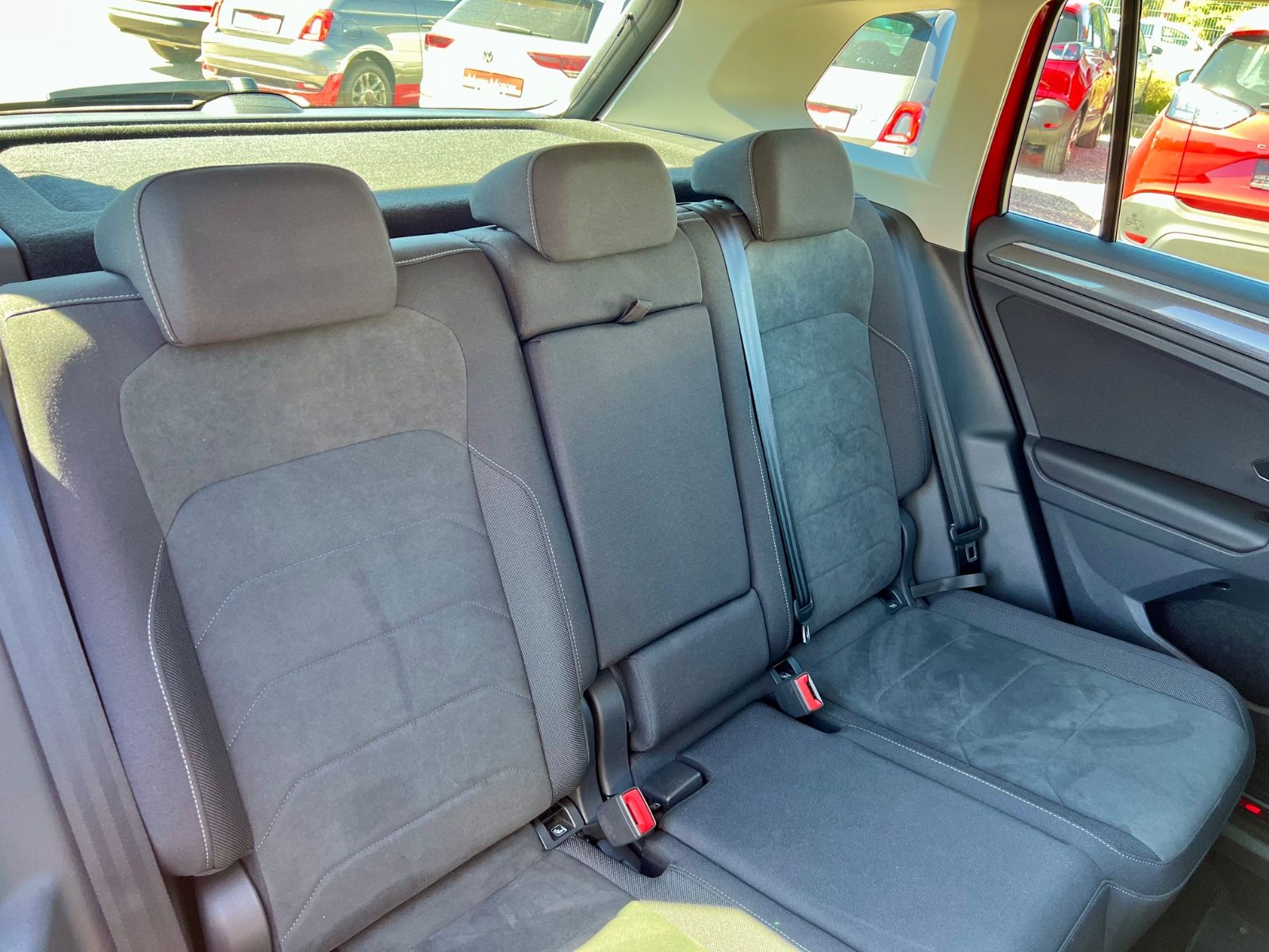 VW Tiguan 2.0 TDI Elegance 4Motion NAVI CAM SHZ