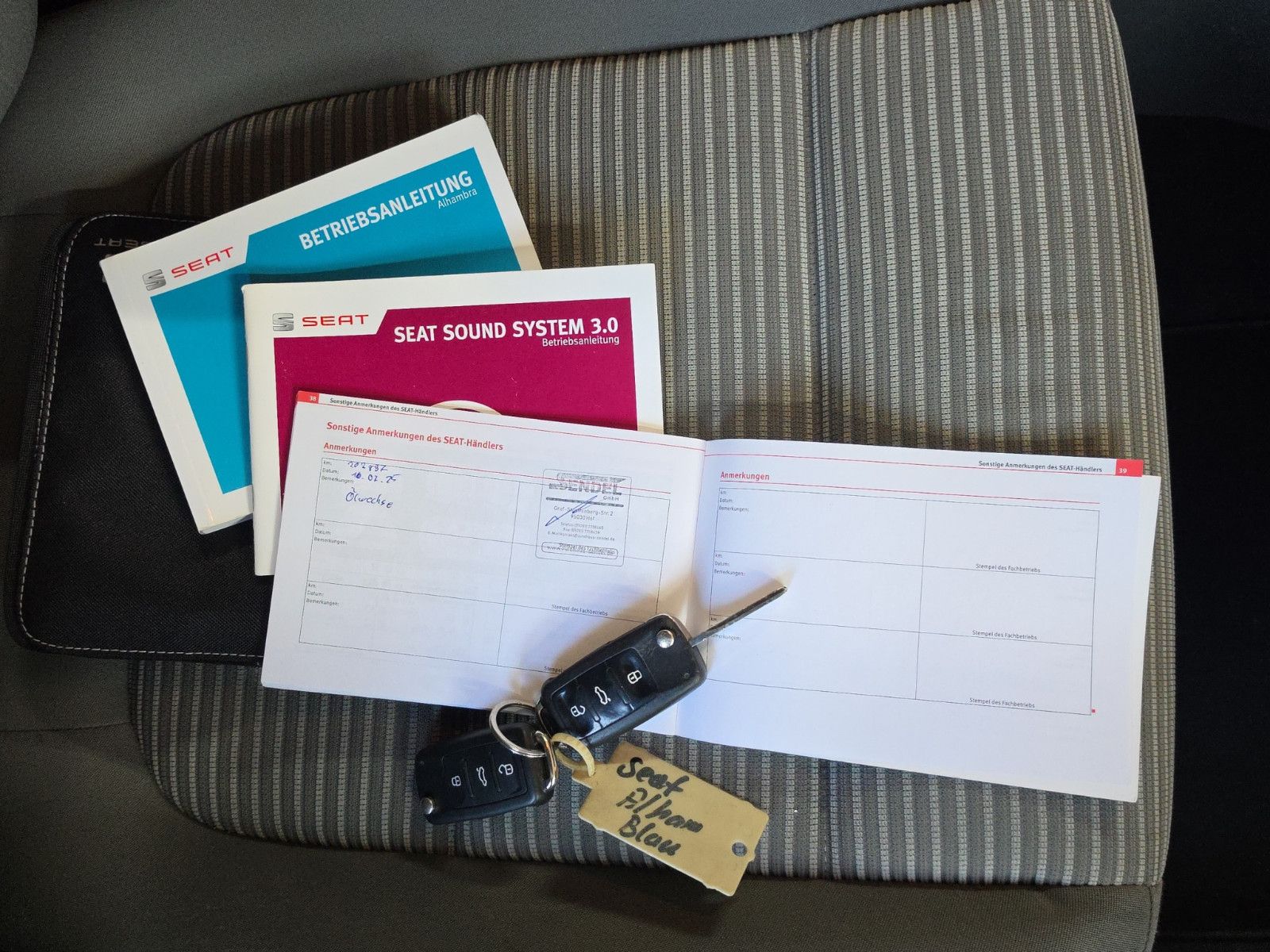 Fahrzeugabbildung SEAT Alhambra 4You TDI KLIMA PDC SHZ TEMPOMAT