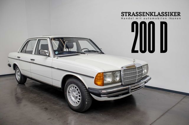 Mercedes-Benz 200D W123 TOP Zustand! Schiebedach & ZV