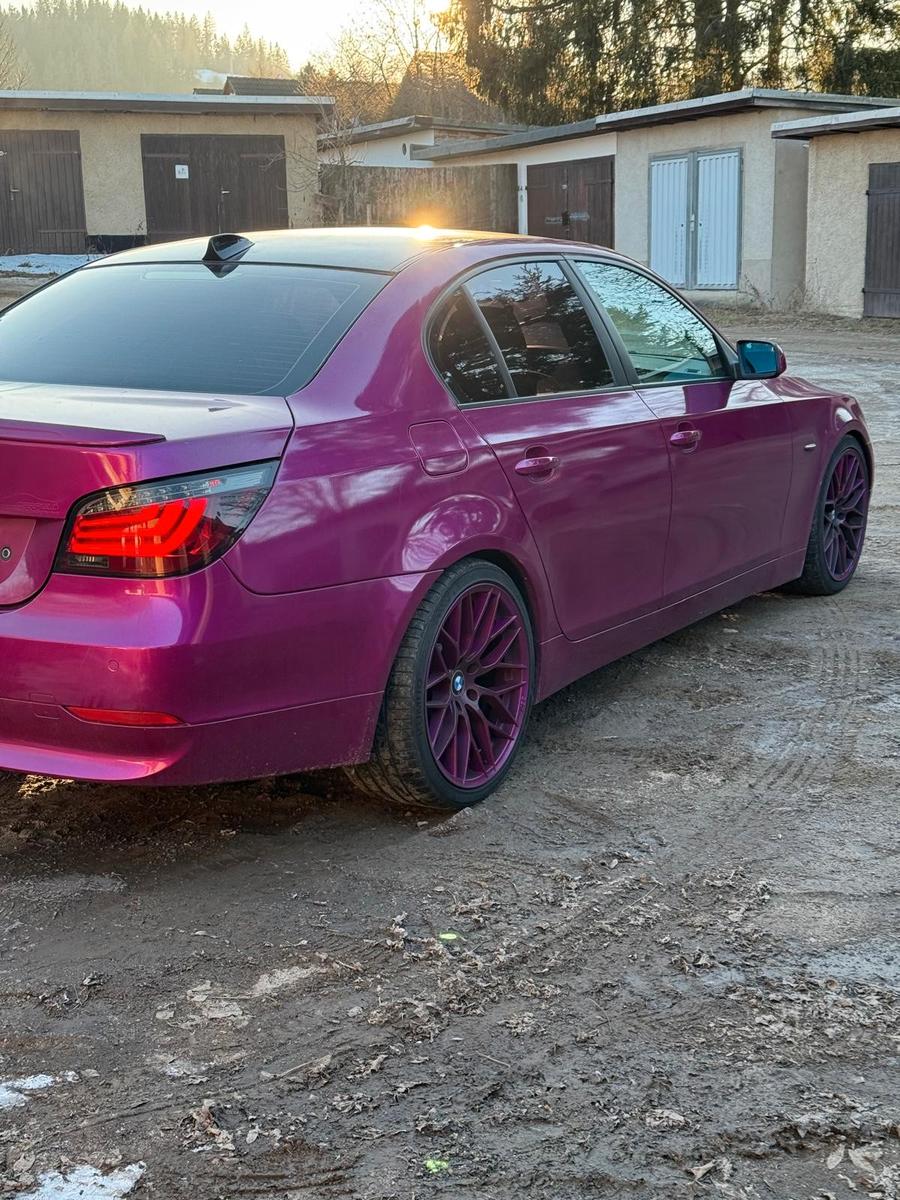 BMW 530i -