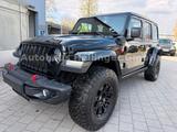 Jeep Wrangler Unlimited Plug-In Hybrid Sahara - Jeep Wrangler Sahara mit Hybrid-Antrieb (Benzin/Elektro)