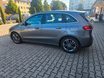 Mercedes B 180 - 4