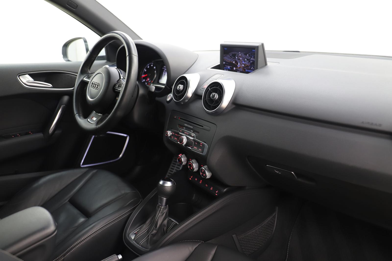 Audi A1 Sportback 1.4TFSI 185PS DSG S Line Sportsitze