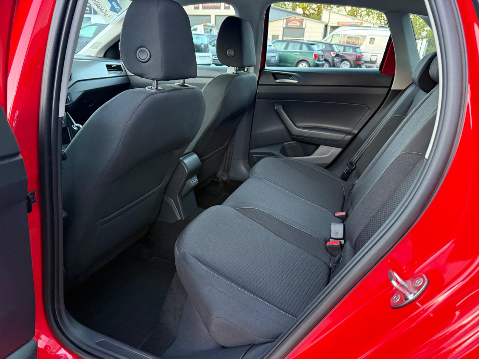 Volkswagen Polo VI Comfortline*SHZ*FSP*TEMPOMAT*ALU*TÜV NEU