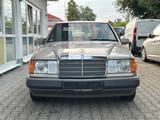 Mercedes-Benz 260 E Limousine | H-Zulassung + TÜV-NEU - Mercedes-Benz 260 Gebrauchtwagen