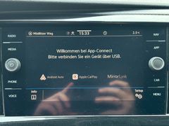 Fahrzeugabbildung Volkswagen T6.1 Multivan Comfortl. - Navi*Kamera*Standhzg!!