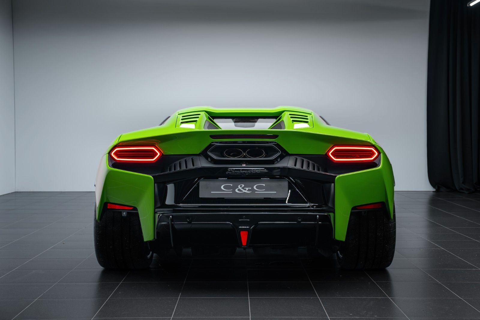 Fahrzeugabbildung Lamborghini Temerario CARBON/LIFT/STYLE PACK/PASSENGER DISP.