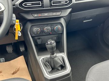 Bild 13 Dacia Sandero III Expression