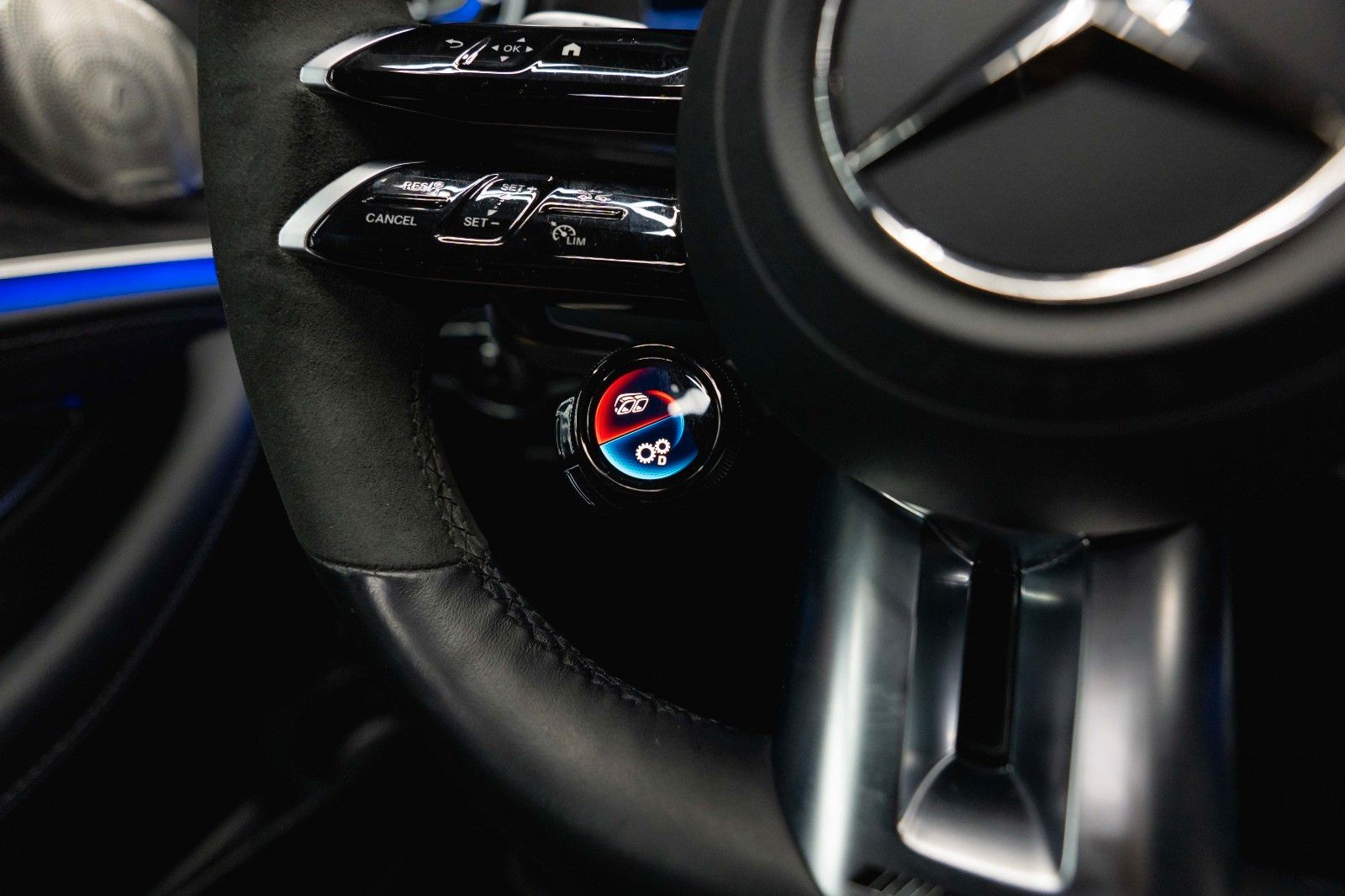 Fahrzeugabbildung Mercedes-Benz E 63 S AMG 4Matic+ Performance Night-Paket *ACC*