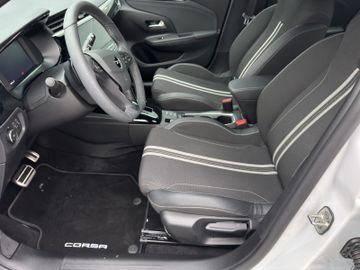 Fotografie 9 des Opel Corsa GS Automatik Kamera LED Sitzheizung 17"Alu