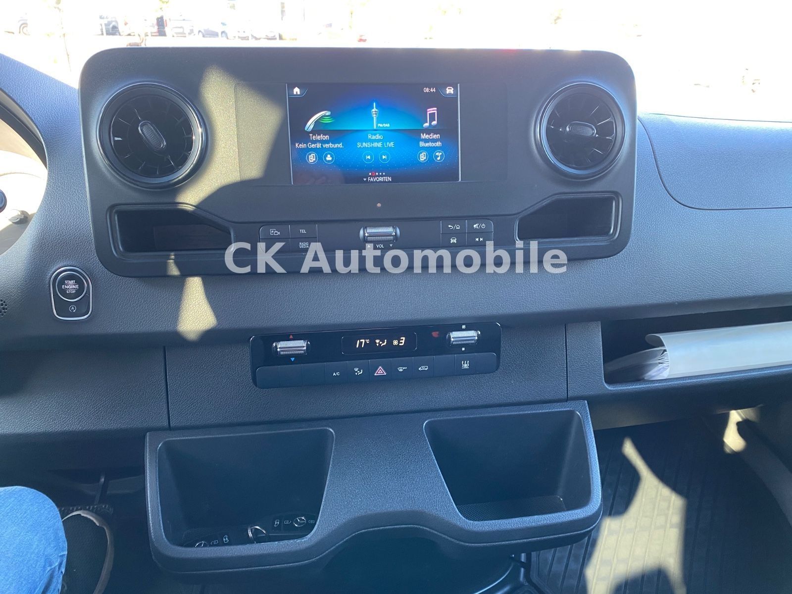 Fahrzeugabbildung Mercedes-Benz Sprinter III Kasten 316 RWD Mixto Autom./5 Sitze