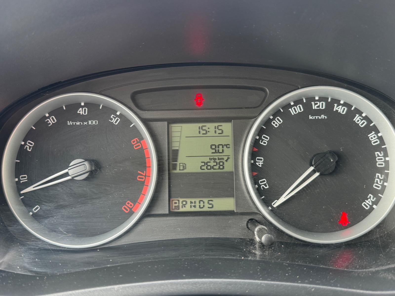 Skoda Fabia 2009 — photo 11