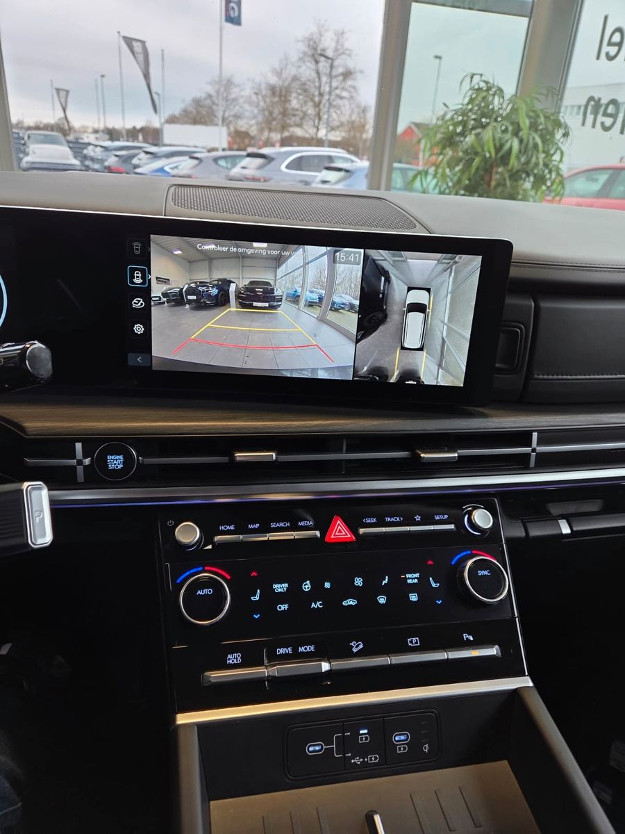 Fahrzeugabbildung Hyundai Santa Fe 1.6 T-GDI Hybrid 158 kW 2WD