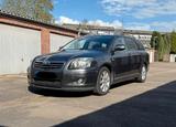 Toyota avensis - Toyota Avensis aus 2006
