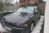 BMW E39 520d Touring Saphirschwarz Metalli... - BMW 520 aus 2002: Kombi