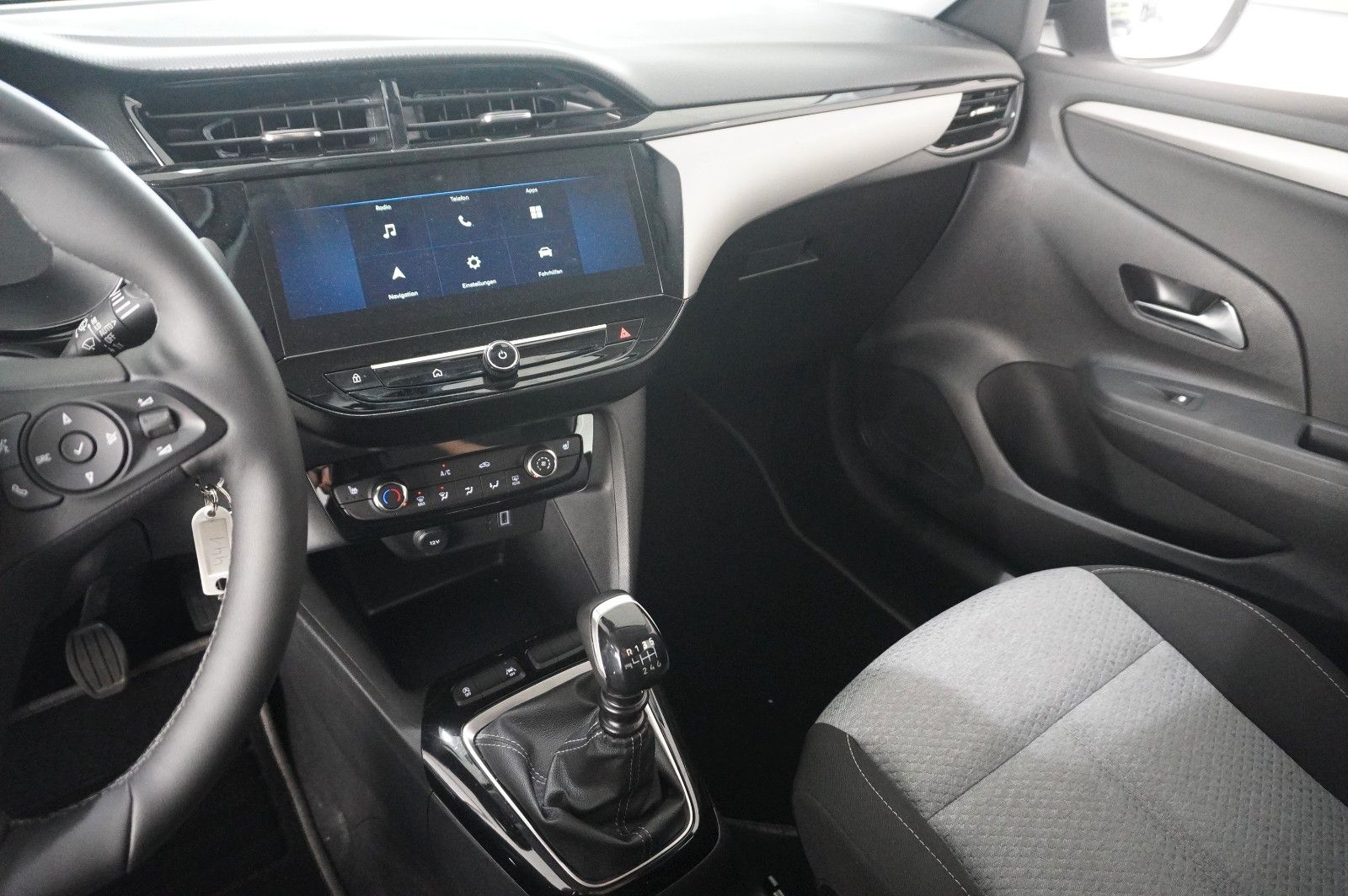 Fahrzeugabbildung Opel Corsa F 1.2 FACELIFT NAVI/LED/KAMERA/VIRTU./SHZ