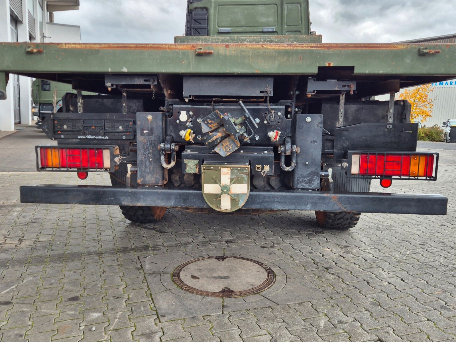 Fahrzeugabbildung MAN TGA 18.360 4x4 BB Pritsche Single Bereifung