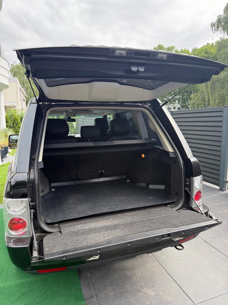 LAND ROVER RANGE ROVER VOGUE V8 272 ch 4X4 BVA - HAYON ÉLECTRIQUE - TOIT OUVRANT - VOLANT EN CUIR