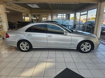 Mercedes E 200 - 8