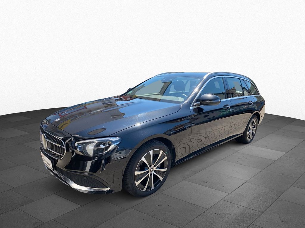 Image of Mercedes-Benz E 300