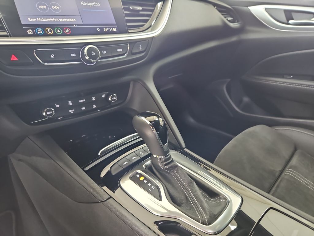 Fahrzeugabbildung Opel Insignia ST 2.0 Direct InjectionTurbo Ult Park &