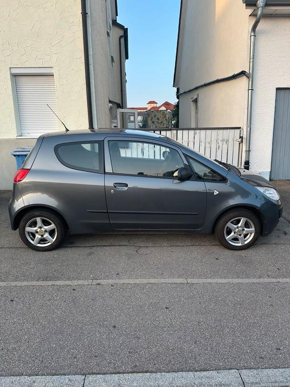 Mitsubishi Colt