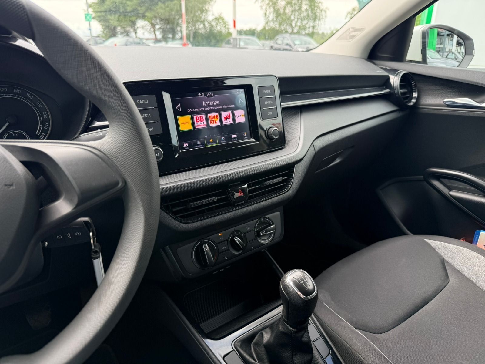 Fahrzeugabbildung SKODA Fabia 95PS 5-Gang*PDC*LED*SHZ*SmartLink