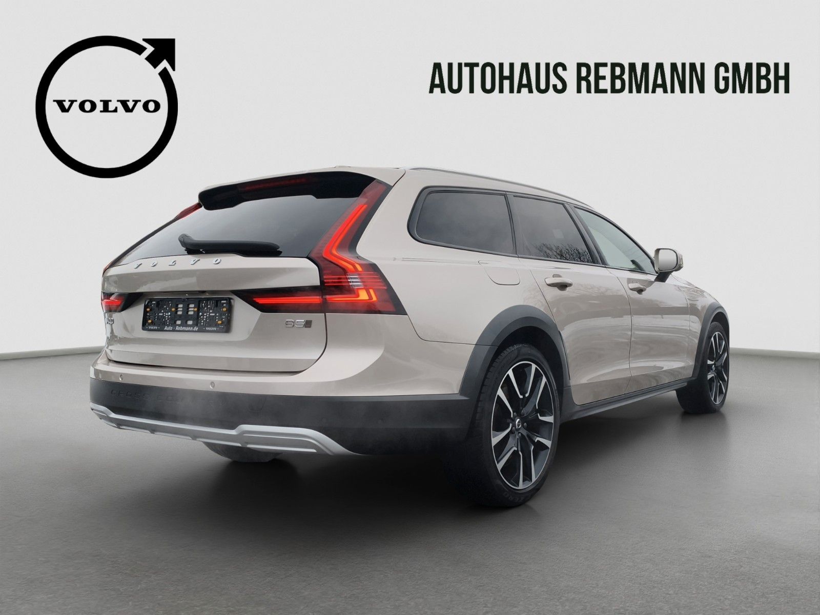 Volvo V90 Cross Country B5 Ultimate*360°Standh*AHK*SD foto 6