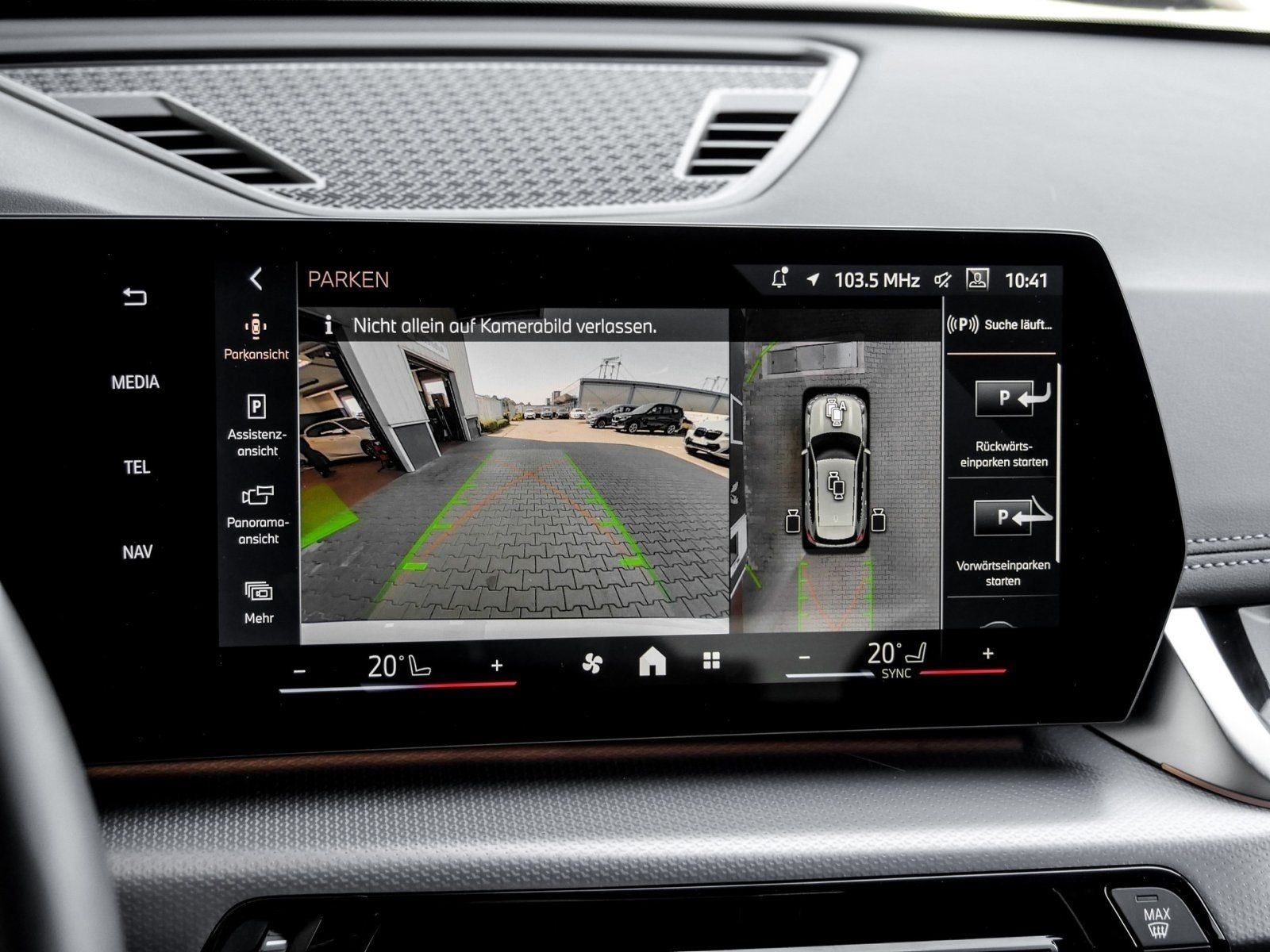 BMW iX1 - Bild 13
