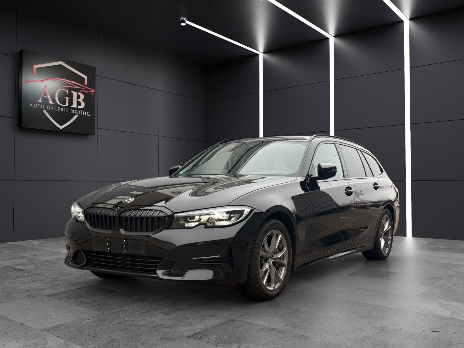 BMW Touring 330 d Sport Line*Tempo*Bluet*LED*