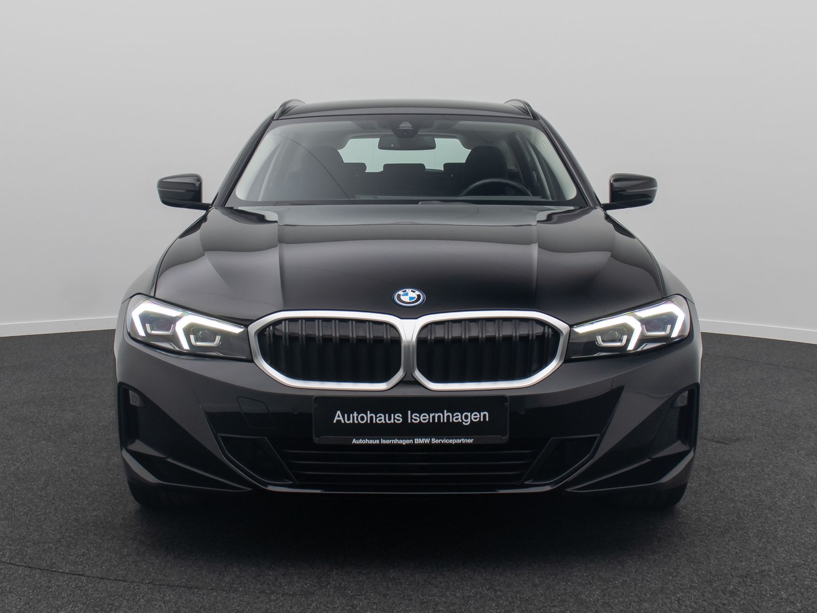 Fahrzeugabbildung BMW 320e Widscreen DAB Cockpit+ PDC GeschwindigReg