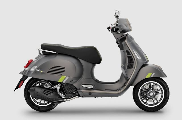 Vespa GTS Super Tech 125