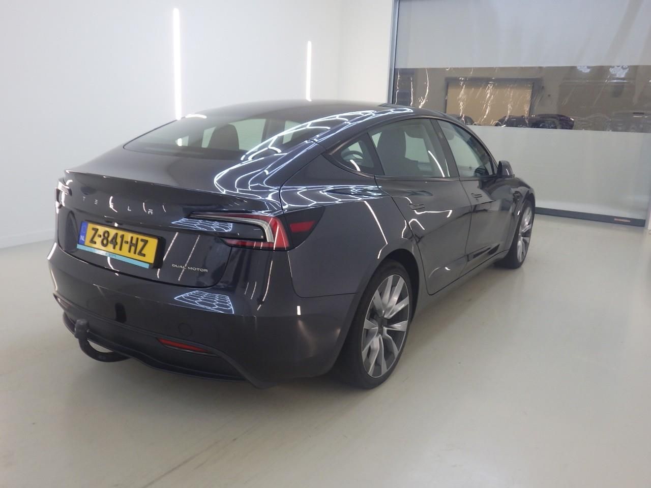 Tesla Model 3 Long-Range Dual motor AWD Highland 92.5% imagem 3