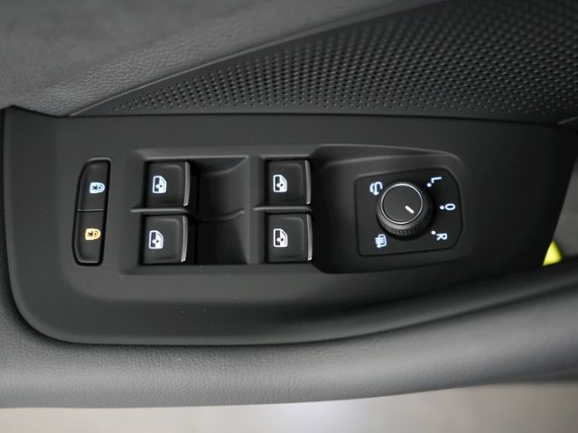 Passat Variant R-LINE TDI DSG+AHK+NAVI+LED MATRI