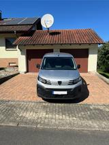 Peugeot Partner Doppelkabine L2 - silberne Peugeot Partner