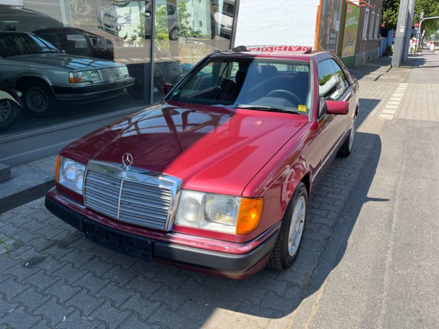 Mercedes-Benz 230 CE