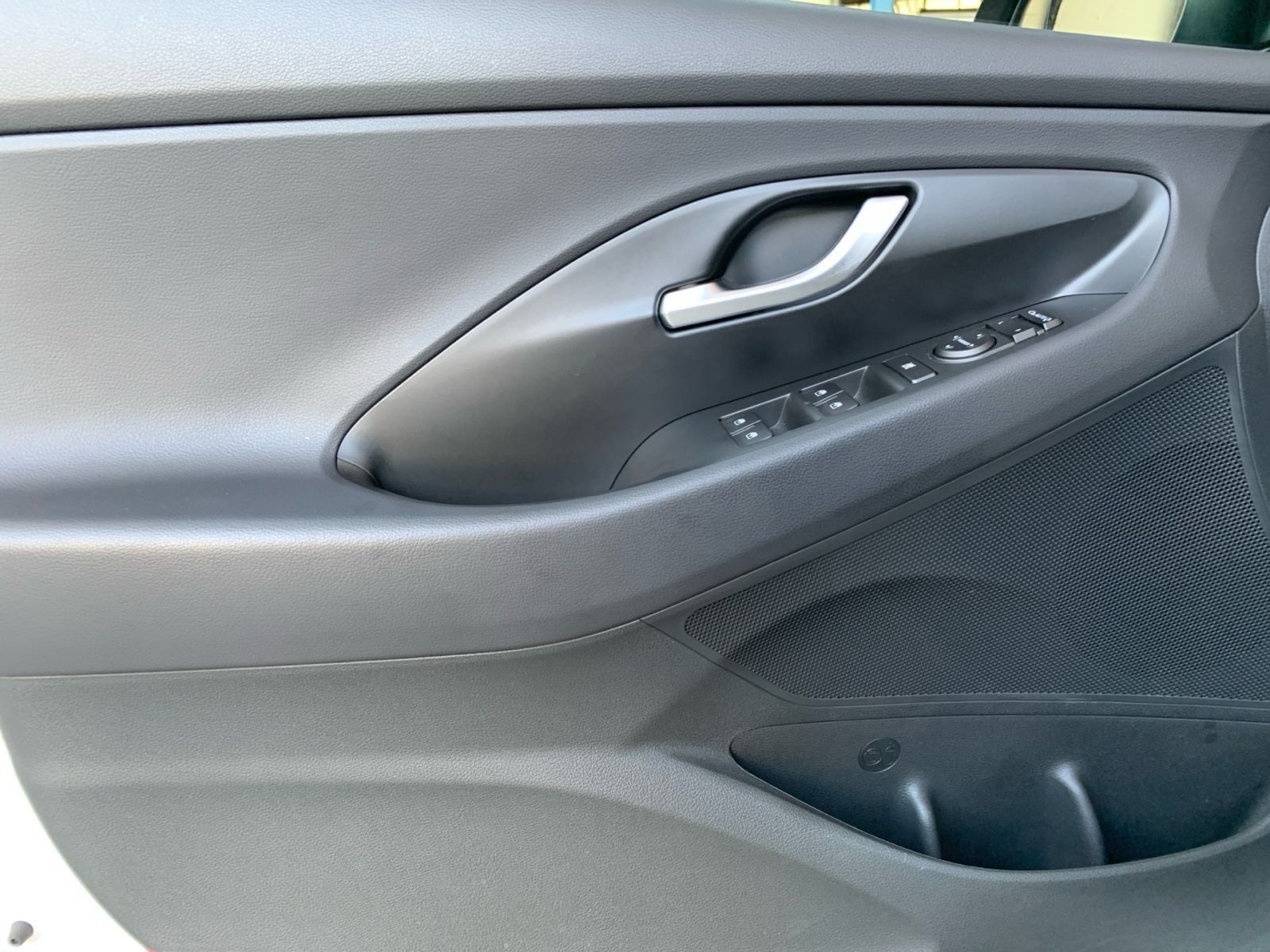 Fahrzeugabbildung Hyundai i30 1.0 T-GDI Select Mild-Hybrid