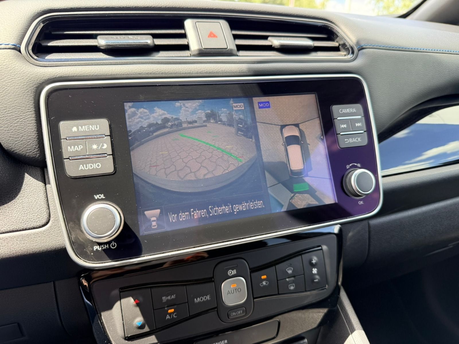 Fahrzeugabbildung Nissan Leaf Connecta 62kWh*LED*360°Cam*Wärmepumpe