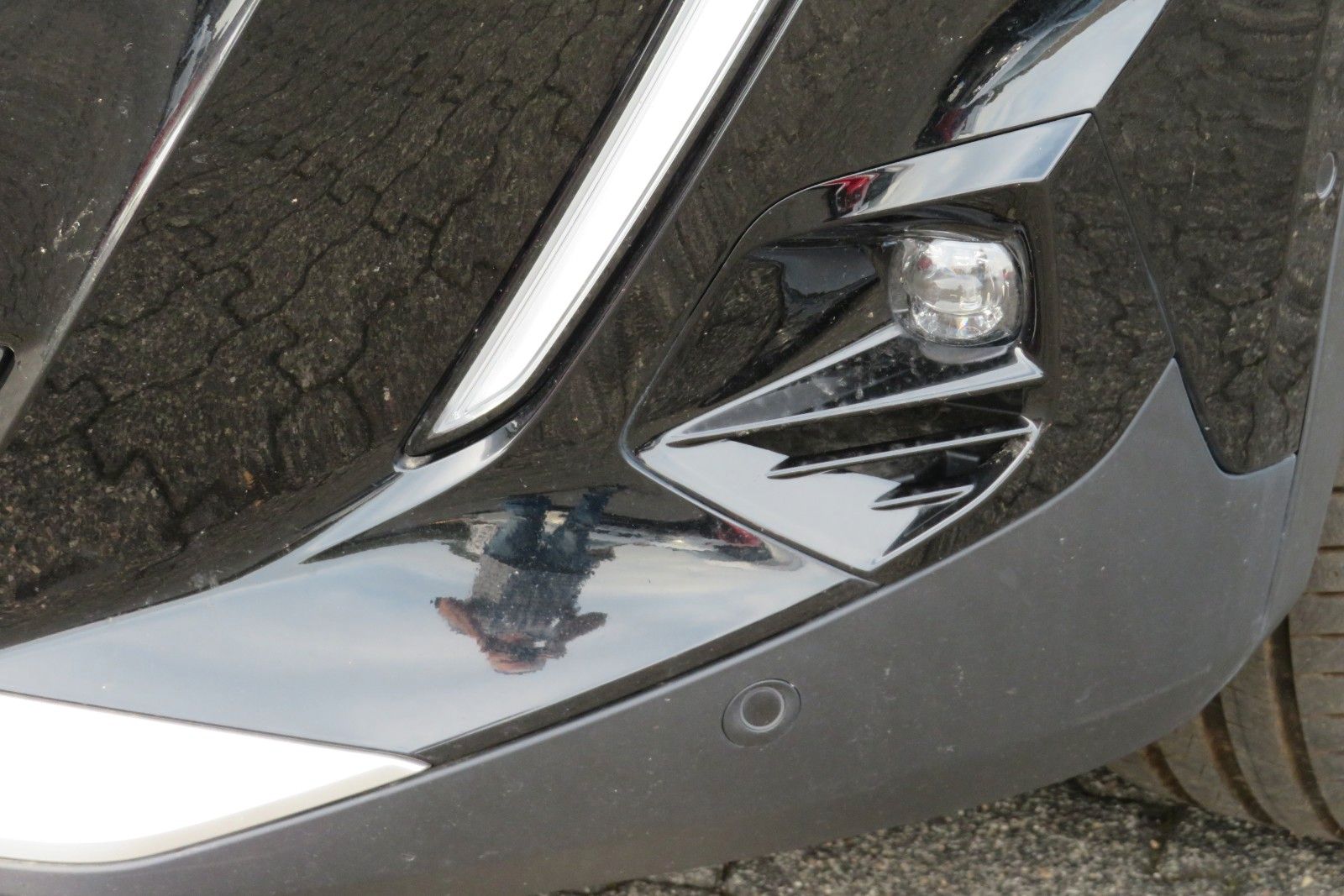 Fahrzeugabbildung Peugeot 2008 e- GT PDC KAMERA NAVI SITZH.