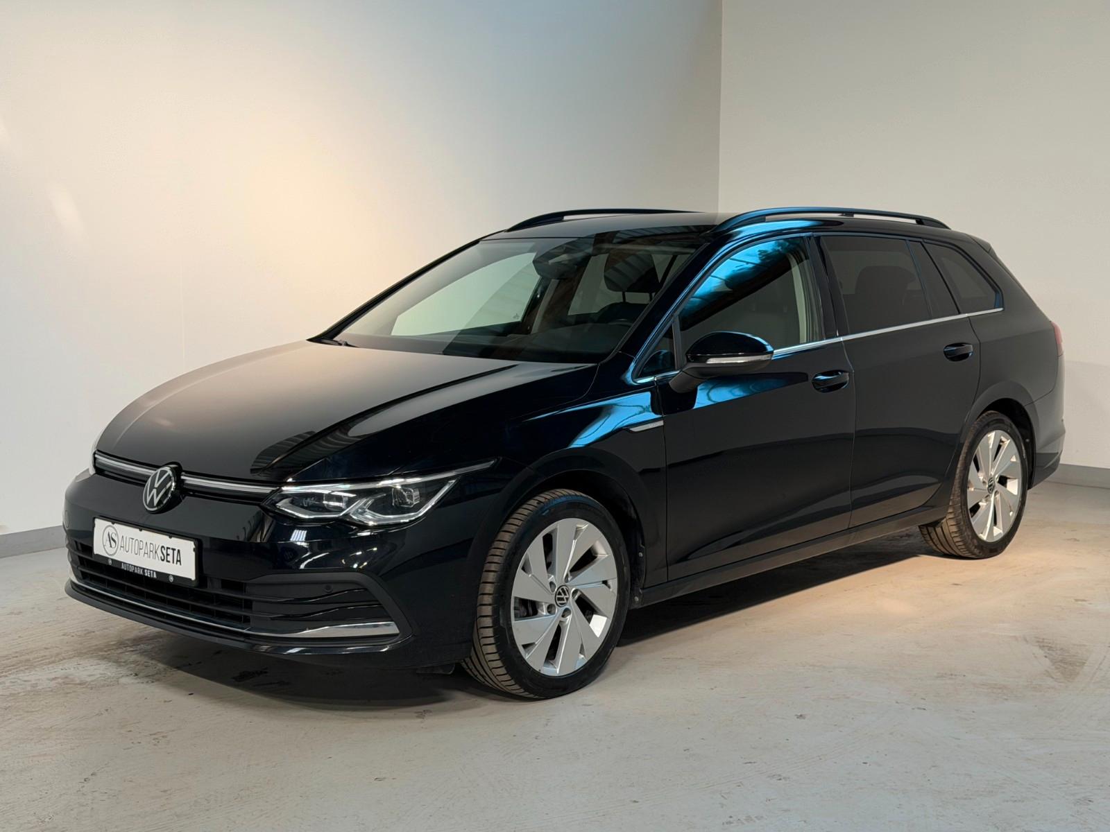 Volkswagen Golf VIII 2.0TDI DSG Var Style MEM*AHK*SIDE*ACC