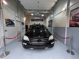 Mercedes-Benz ML 320 CDI 4MATIC/  AMG PAKET/1.Jahr  Garantie