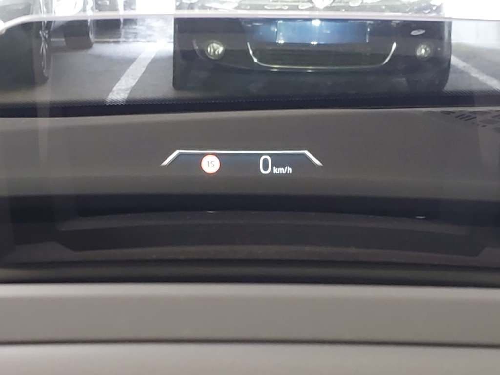 Fahrzeugabbildung BMW 223d xDr Active Tourer Luxury °ACC°HUD°PANO°360°