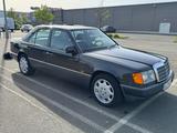 Mercedes-Benz W124 Limousine 230 E Automatik - Mercedes-Benz 230 aus 1991